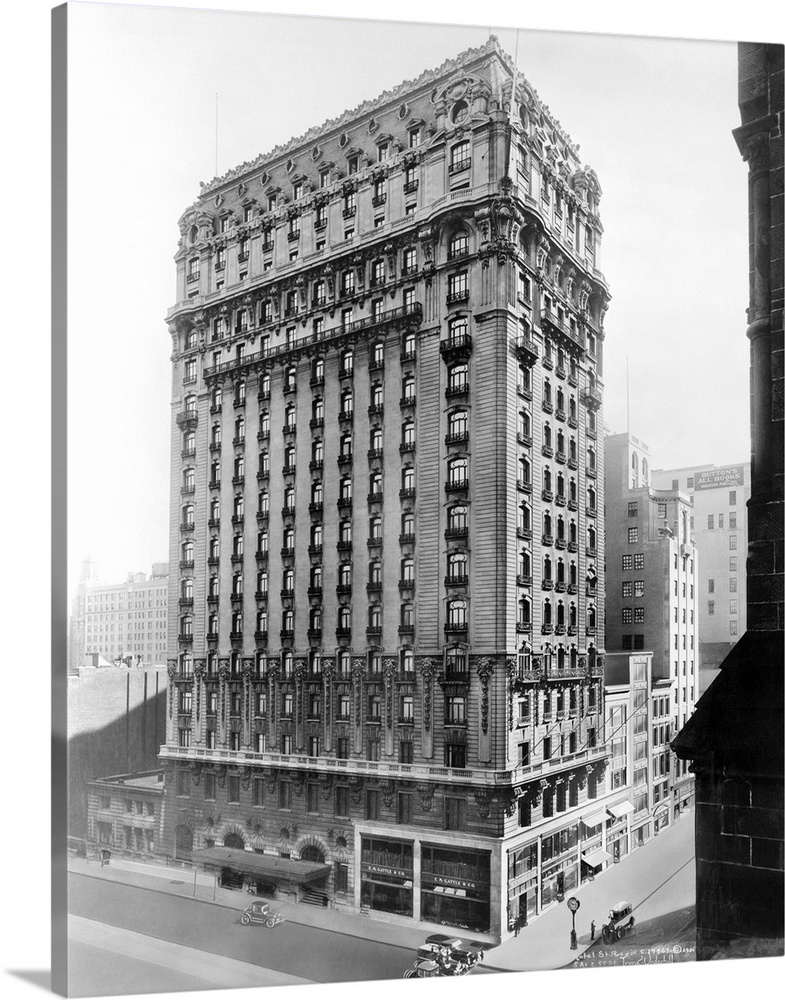 The St. Regis Hotel at Fifth Avenue and 55th Street, New York City. It was built between 1901-1904 by Trowbridge and Livin...