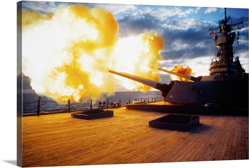 The USS Iowa firing from its 16"/50 caliber Mark 7 guns