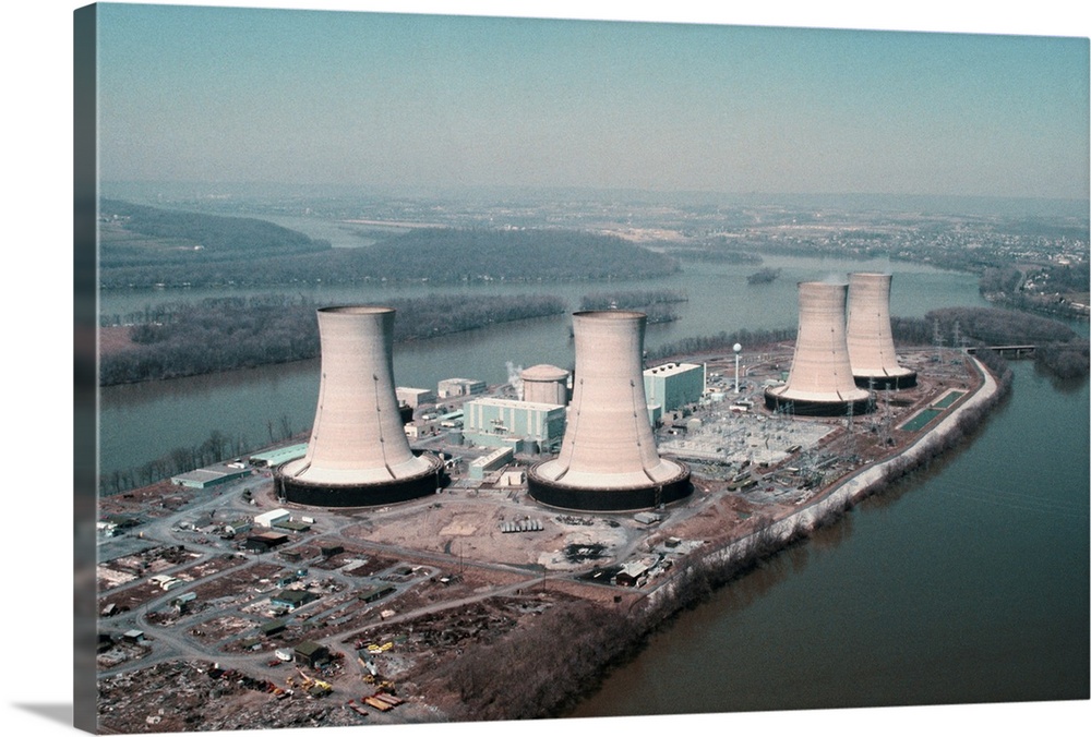 Philadelphia, Pennsylvania: The four cooling towers at the Three Mile Island nuclear power plant are not in operation afte...