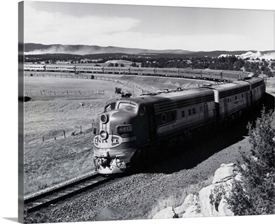 Train Full Length On Curved Track, Santa Fe