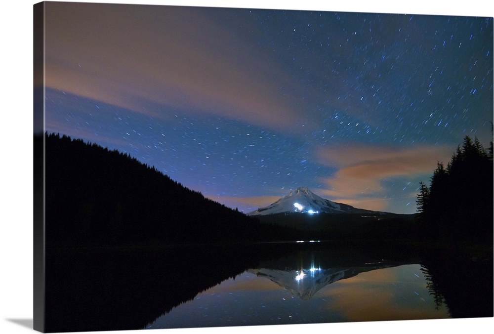 USA, Oregon, Clackamas County, View of Trillium Lake with Mt Hood in background at night