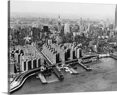 Vastness of Manhattan, New York