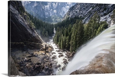 Vernall Fall and Mist Trail, California