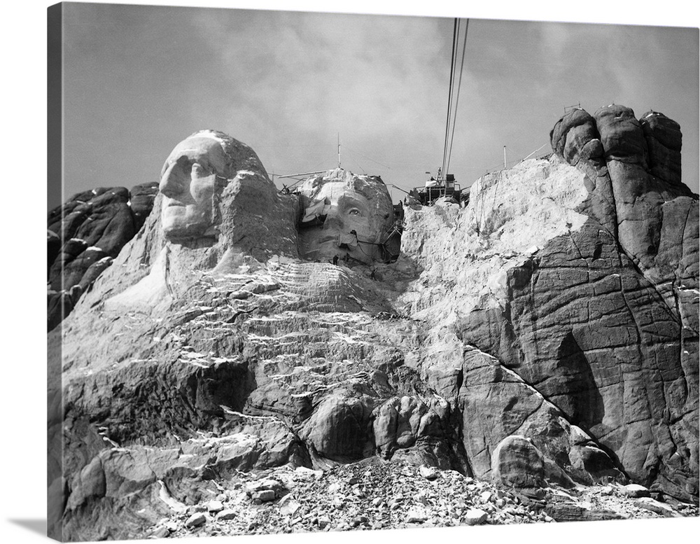 View Of Mount Rushmore In Progress