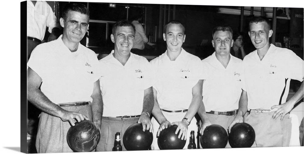Vintage bowling team