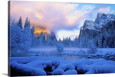 Winter Sunset in Yosemite National Park, California
