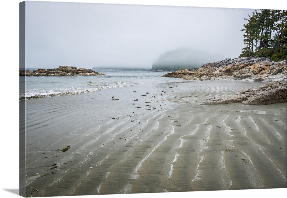 Tonquin Beach