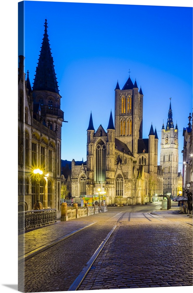 Belgium, Flanders, Ghent (Gent). Sint-Niklaaskerk (Saint Nicholas' Church) and Het Belfort van Gent, 14th century belfry, ...