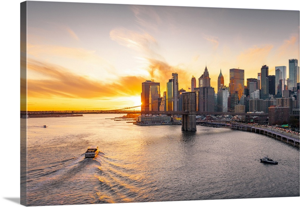 A view of New York city and Brooklyn bridge from Manhattan Bridge. Manhattan, New York City, New York, USA.