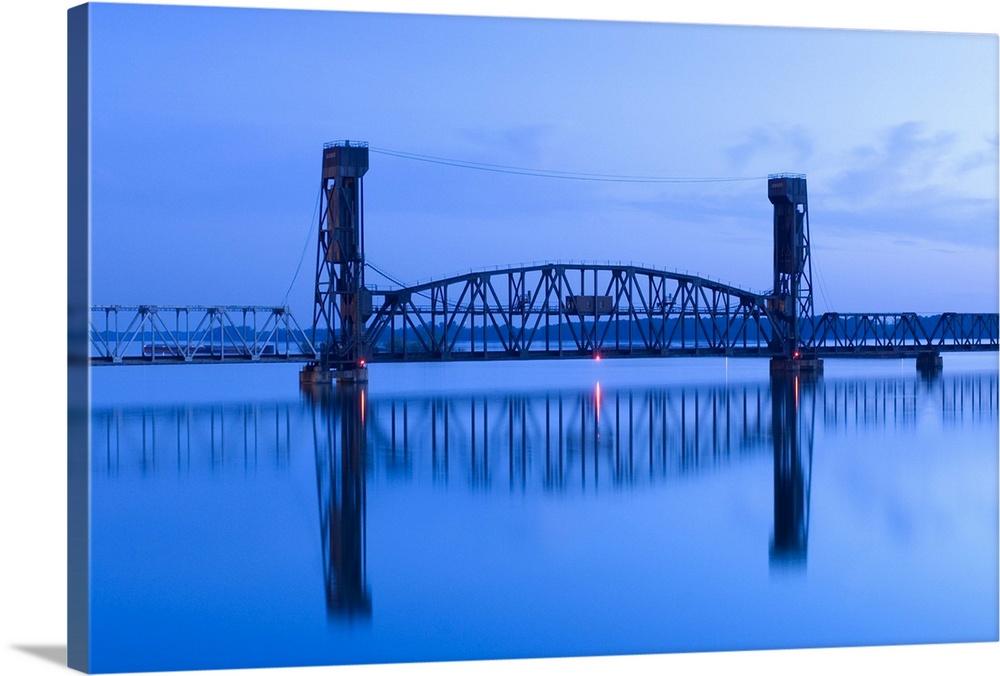 Alabama / Decatur / Old Southern Railway Bridge / Lift Bridge / 1833 Construction / Tennessee.River / Dawn / Blue