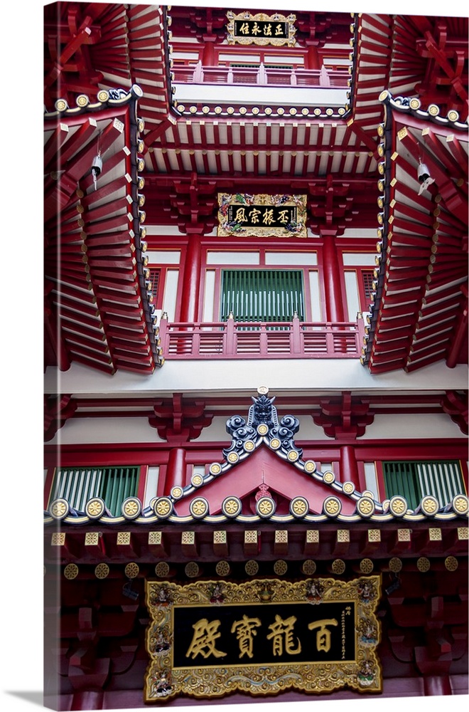 Architectural roof detail of the Buddha Tooth Relic Temple and Museum, South Bridge Road, SIngapore.