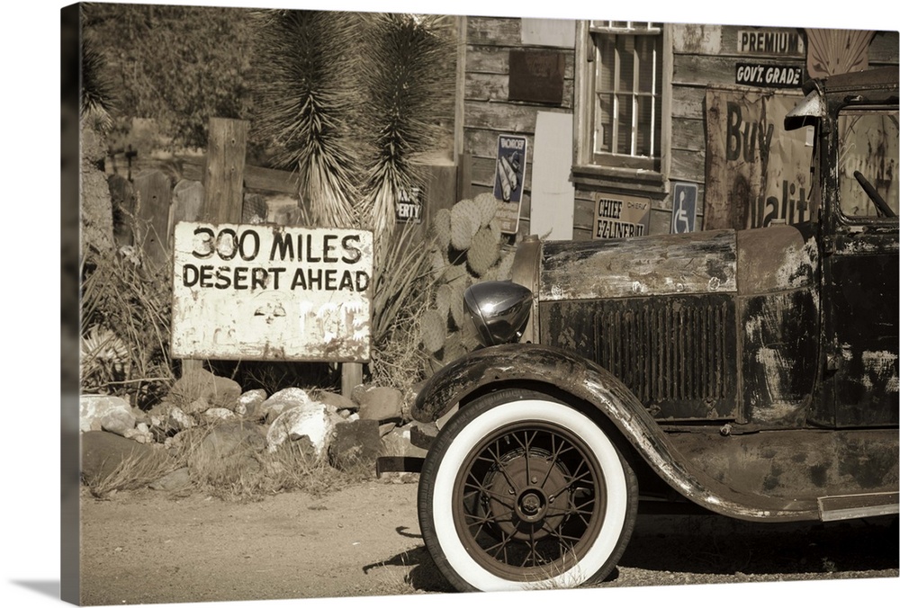 USA, Arizona, Route 66, Hackberry General Store, 300 Miles Desert Ahead sign
