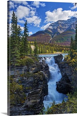 Athabasca Falls, Canadian Rocky Mountains, Jasper National Park, Alberta, Canada