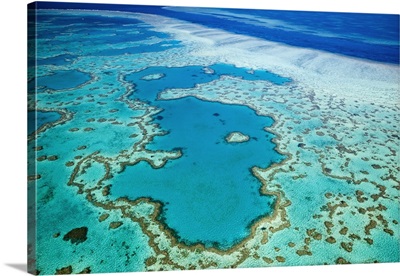Australia, Great Barrier Reef Marine Park, Aerial view of Heart Reef at Hardys Reef