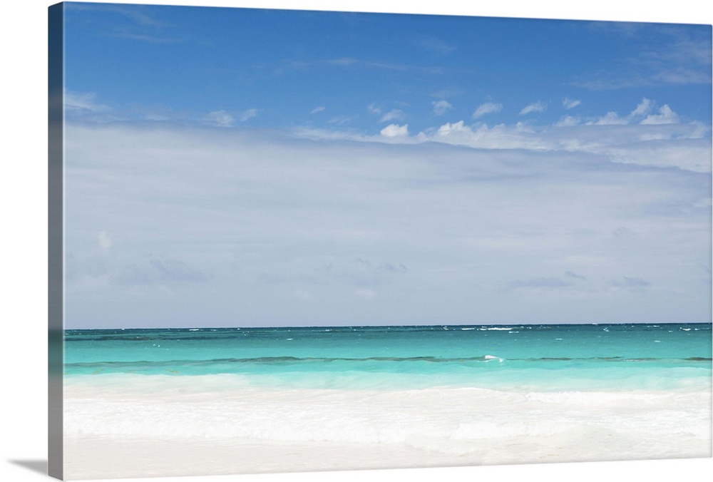 Bahamas, Eleuthera Island, Harbour Island, Pink Sands Beach, morning