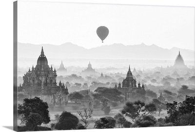Balloon over Bagan at sunrise, Mandalay, Burma (Myanmar)
