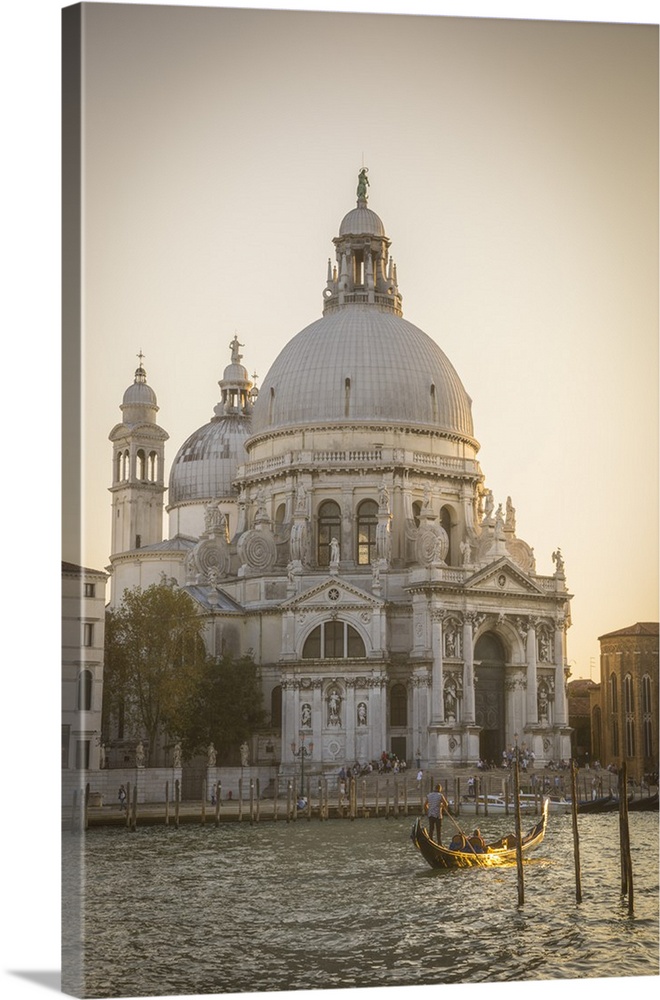 Basilica di Santa Maria della Salute, Grand Canal, Venice, Italy.