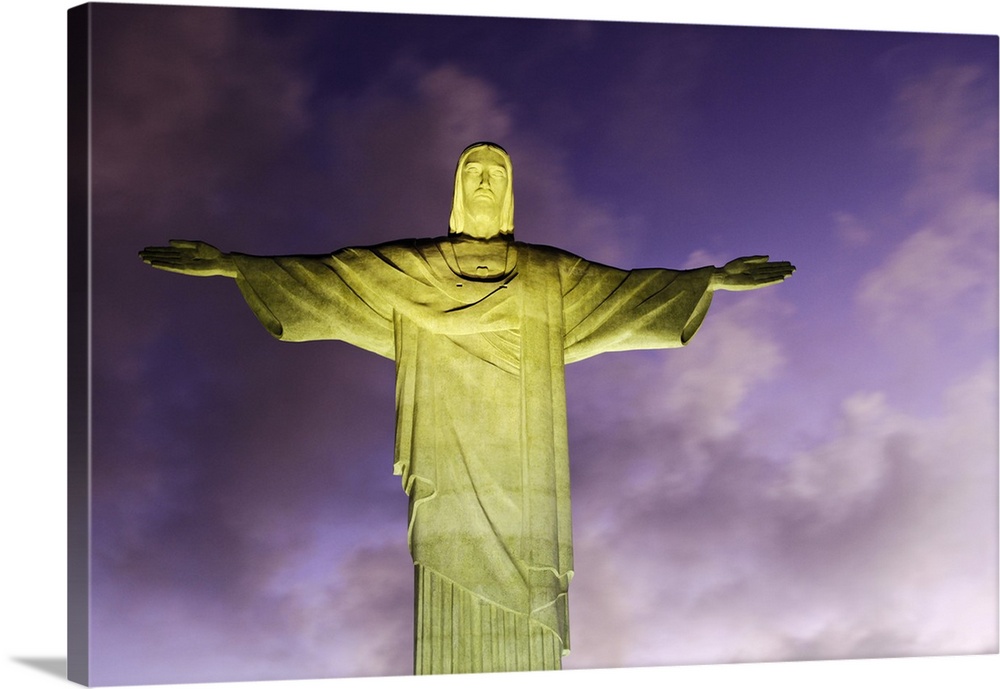 Brazil, Rio De Janeiro, Cosme Velho,  Chirst  The Redeemer Statue at atop Cocovado at night