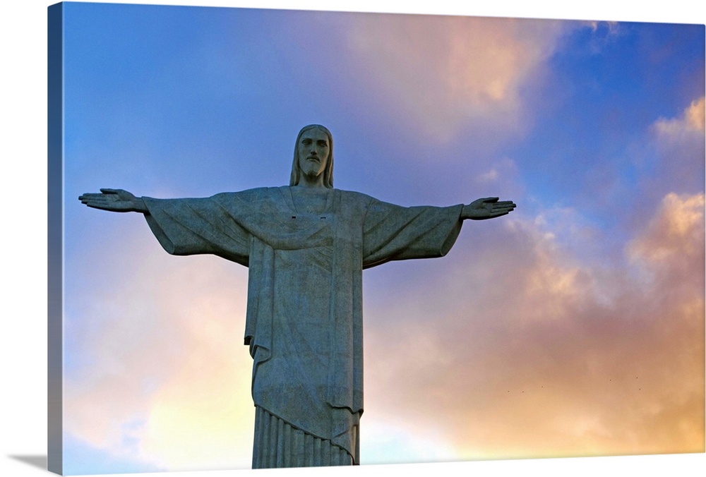 Brazil, Rio De Janeiro, Cosme Velho,  Chirst  The Redeemer Statue atop Cocovado