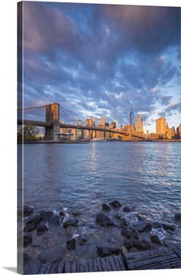 Brooklyn Bridge and Lower Manhattan, Downtown, New York City