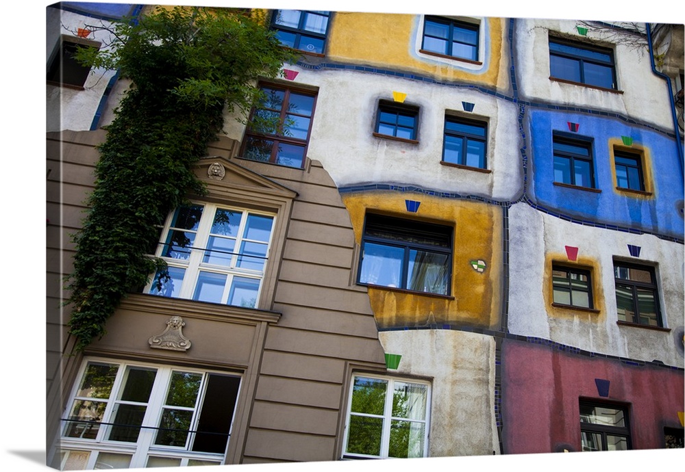 Building designed by Hundertwasser, Hundertwasserhaus, Vienna, Austria, Europe.