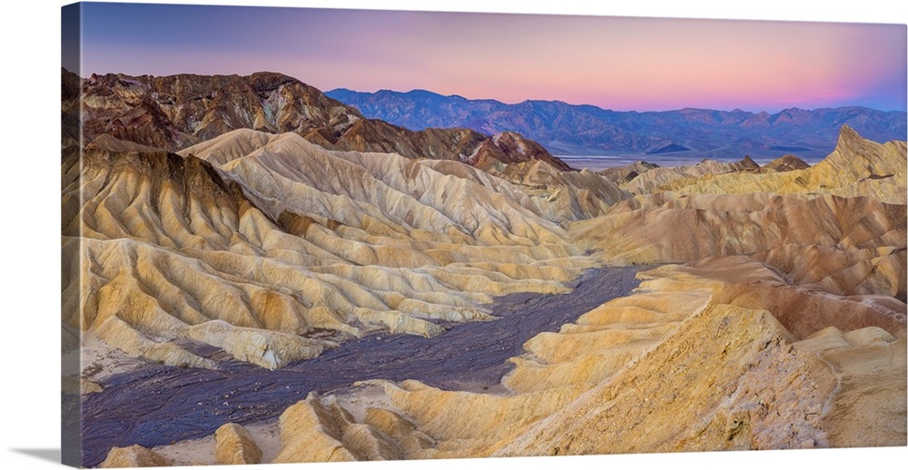 USA, California, Death Valley National Park, Zabriskie Point.