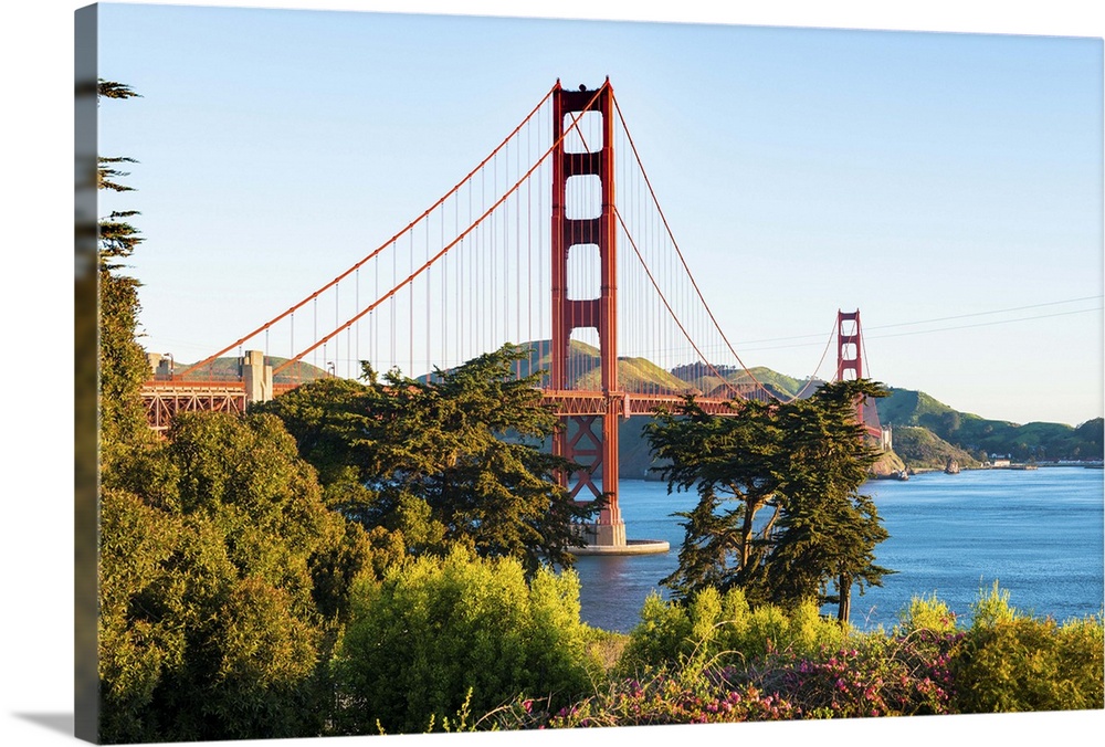 North America, USA, America, California, San Francisco, Golden Gate bridge from the welcome centre.