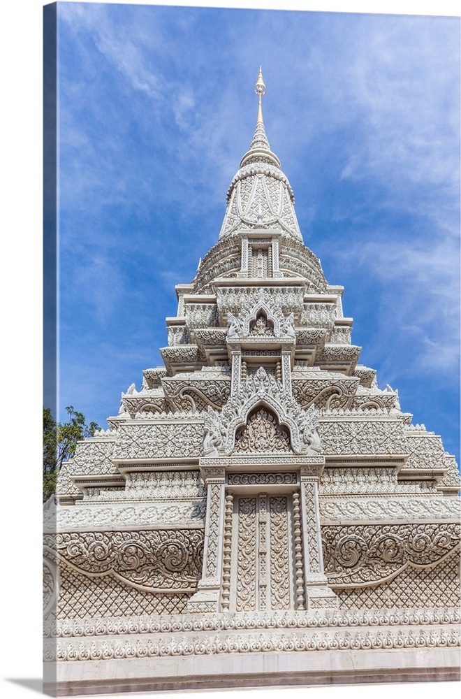 Cambodia, Phnom Penh, the Silver Pagoda, stupa.