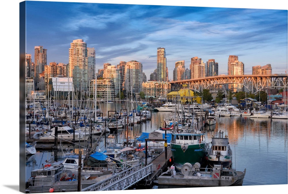 Canada; British Columbia, Vancouver, Fishermen's Wharf, Granville Bridge, false inlet.