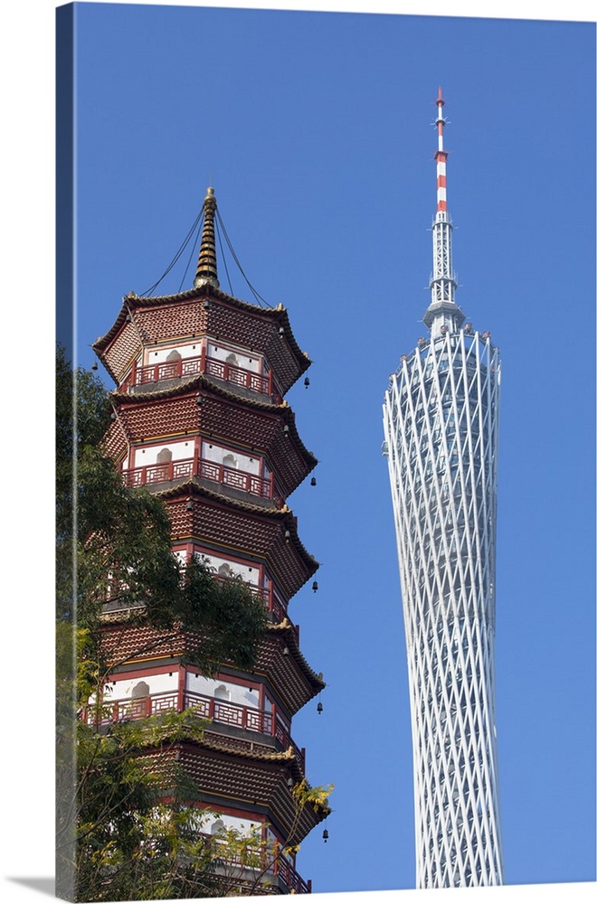 Canton Tower and Chigang Pagoda, Tianhe, Guangzhou, Guangdong, China.