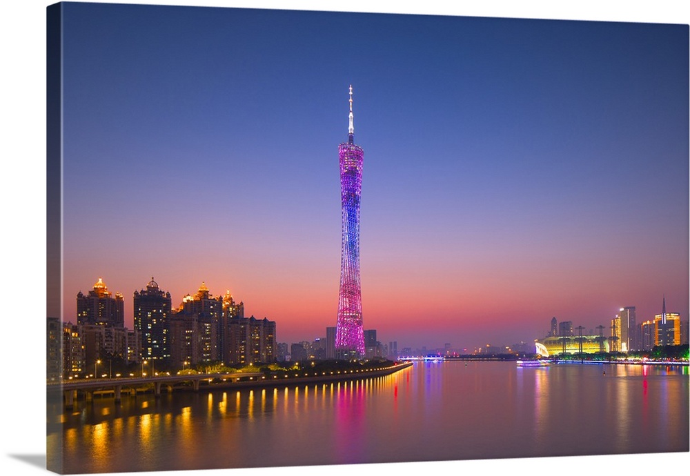 Canton Tower at sunset, Tianhe, Guangzhou, Guangdong, China.