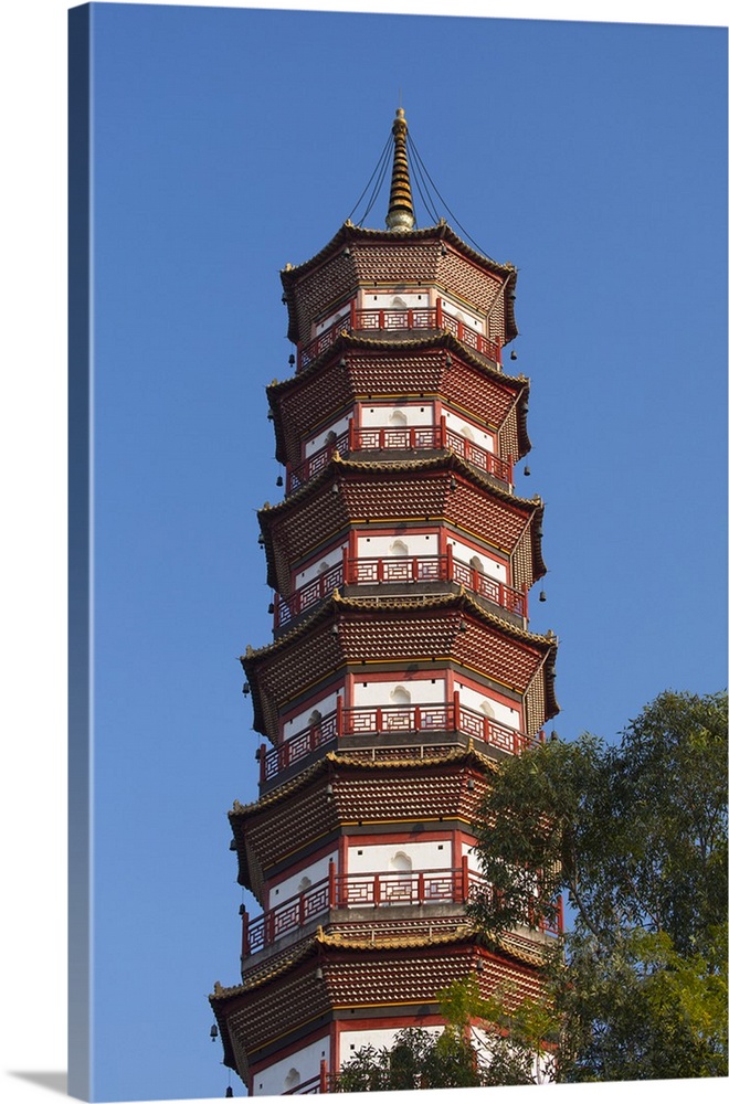 Chigang Pagoda, Tianhe, Guangzhou, Guangdong, China.