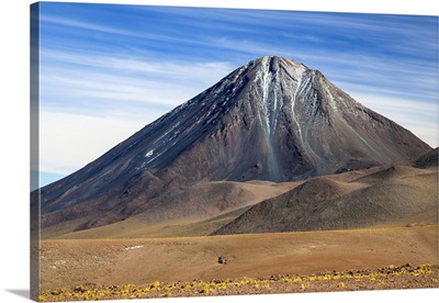 Chile, Atacama Desert, Altiplano, Antofagasta Region, The strato-volcano Licanabur
