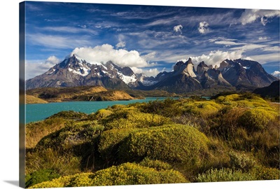 Chile, Magallanes Region, Torres del Paine National Park, morning landscape