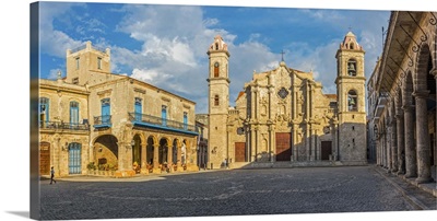 Cuba, Havana, La Habana Vieja, Plaza de la Catedral