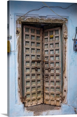 Door Detail In The Old Town Of Udaipur, Rajasthan, India