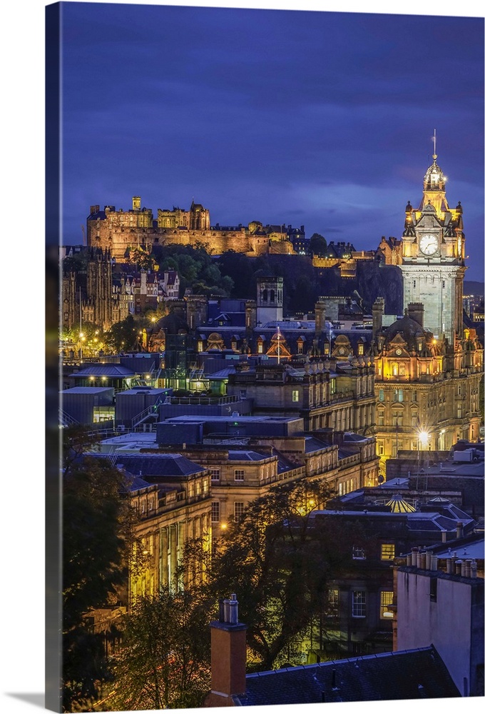Edinburgh Castle and Balmoral Hotel clock tower viewed from Observatory House in city at dusk, UNESCO, Calton Hill, Edinbu...