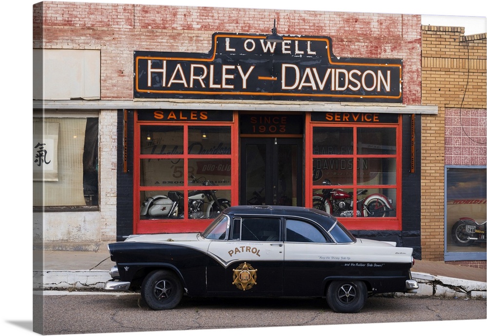 Eerie Street, Bisbee, Arizona, USA