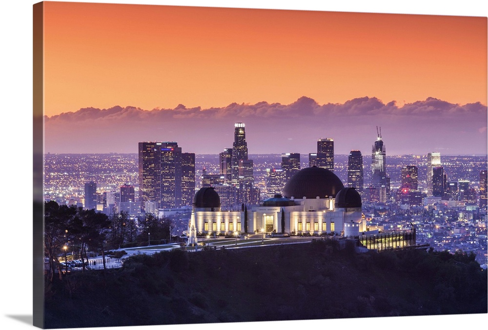 USA, California, Los Angeles, elevated view of the Griffith Park Observatory and Downtown Los Angeles, dawn.