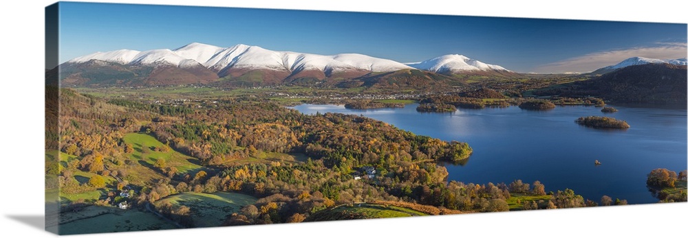 UK, England, Cumbria, Lake District, Derwentwater, Skiddaw and Blencathra mountains above Keswick, from Cat Bells.