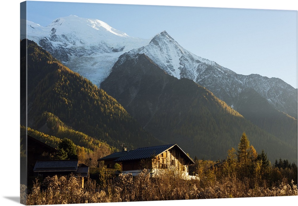 Europe, France, Haute Savoie, Rhone Alps, Chamonix Valley, chalet below Mont Blanc.
