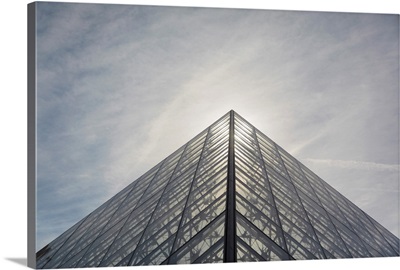 France, Paris, The Louvre, Pyramid