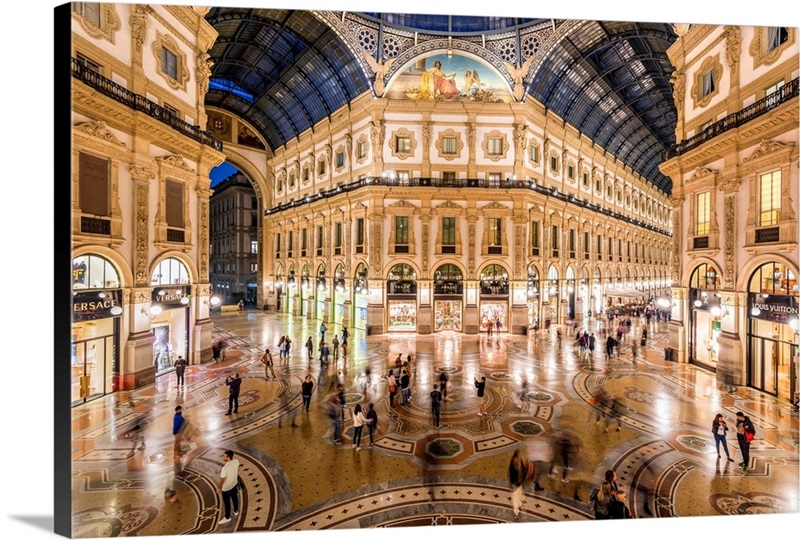 Galleria Vittorio Emanuele II, Milano, Italy