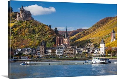 Germany, Bacharach, town view, autumn