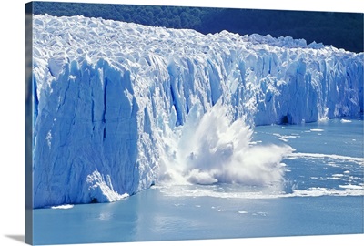 Glacier ice melting and icebergs, Moreno Glacier, Patagonia, Argentina, South America