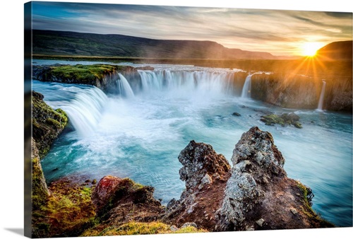 Godafoss, Myvatn, Iceland. the waterfall of the Gods at sunset | Great ...