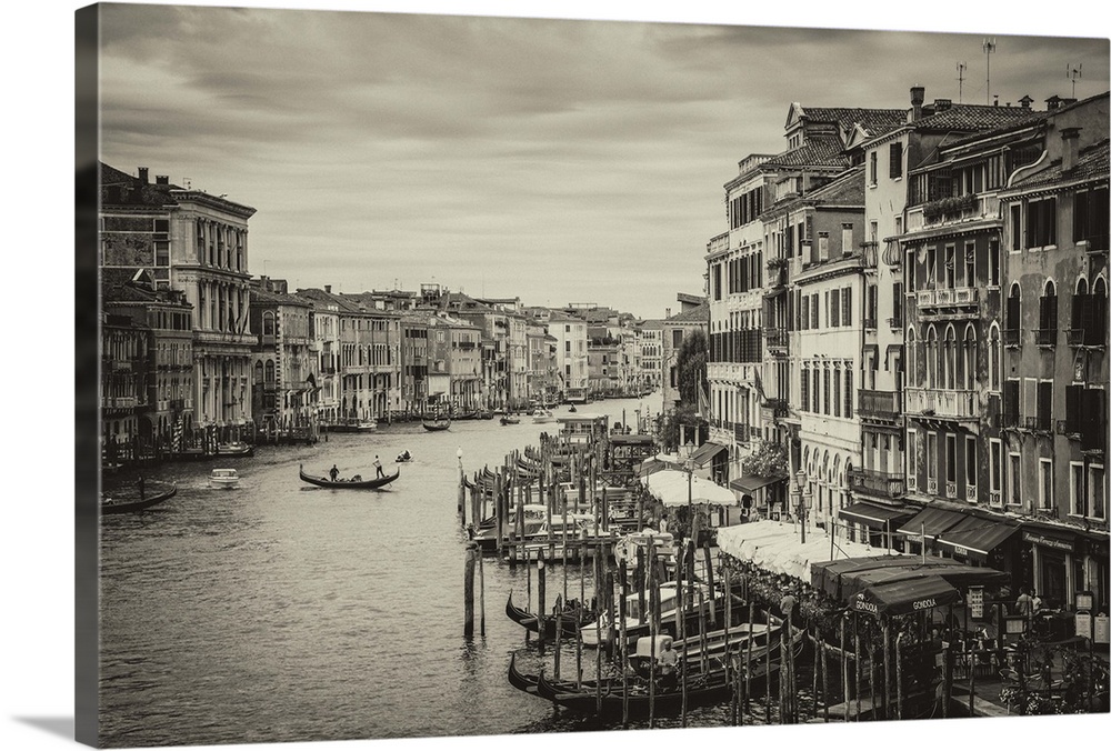 Grand Canal by the Rialto bridge, Venice, Italy.