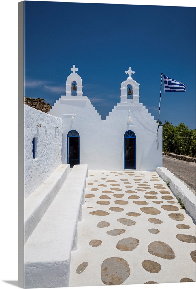 Greek Orthodox chapel, Mykonos, Cyclade Islands, Greece.