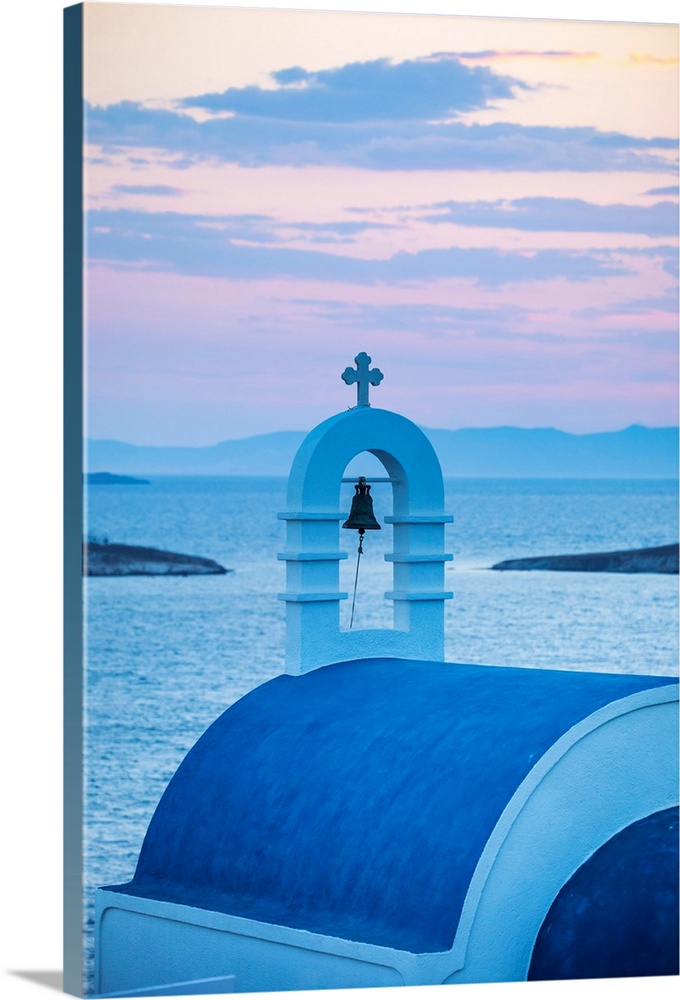 Greek Orthodox chapel, Mykonos Town, Mykonos, Cyclade Islands, Greece.