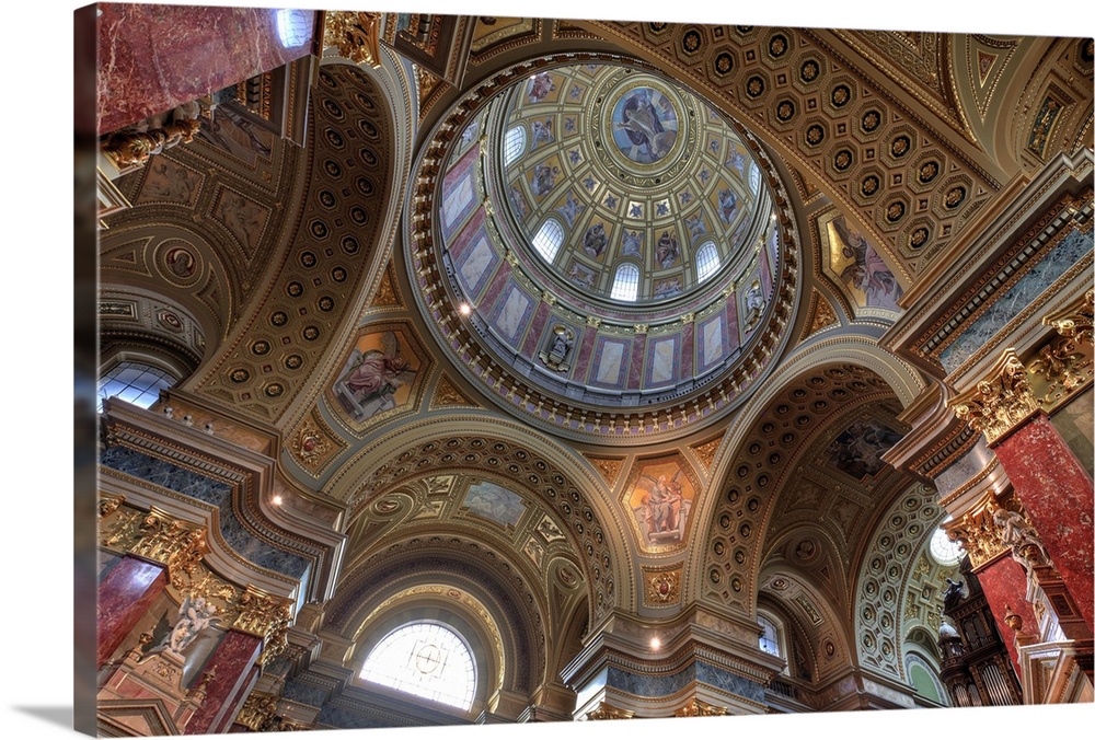 Hungary, Budapest, St. Stephen Cathedral (Szent Istvan Bazilika)